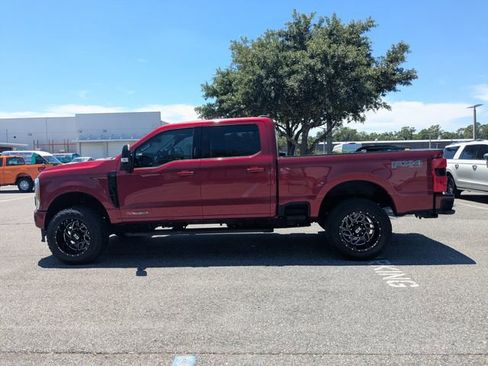 Used 2023 Ford F250 Lariat w/ Black Appearance Package AWD/4WD image 7