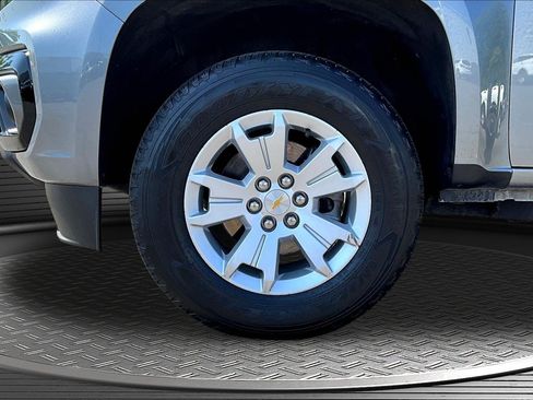 Used 2022 Chevrolet Colorado LT w/ LT Convenience Package AWD/4WD image 25