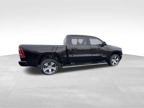Used 2023 RAM 1500 Laramie AWD/4WD image 11