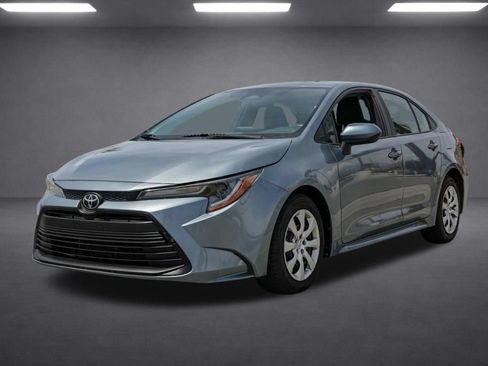 Used 2024 Toyota Corolla LE FWD image 9