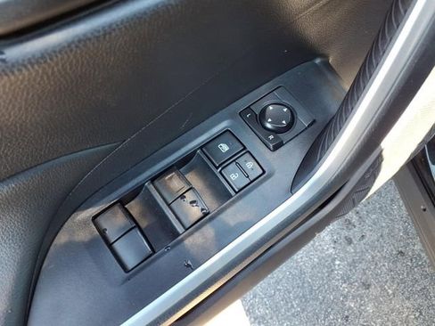 Certified 2022 Toyota RAV4 LE image 11