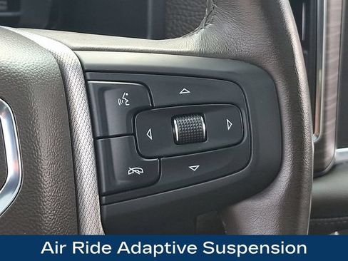 Used 2023 GMC Yukon Denali w/ Denali Reserve Package AWD/4WD image 8