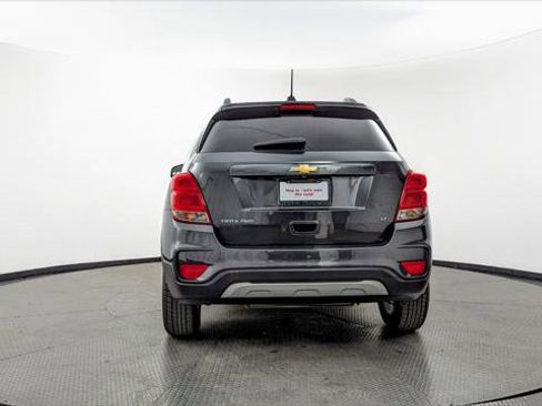 Used 2017 Chevrolet Trax LT w/ LT Convenience Package image 7