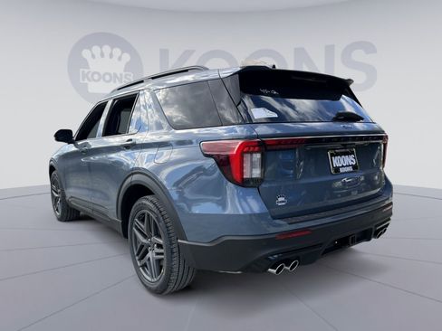 New 2026 Ford Explorer ST w/ Sun And Sound Package image 4