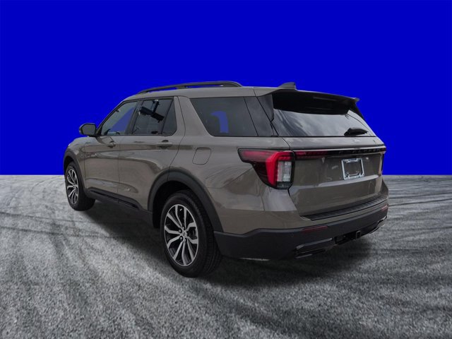 New 2027 Ford Explorer ST-Line AWD/4WD image 6