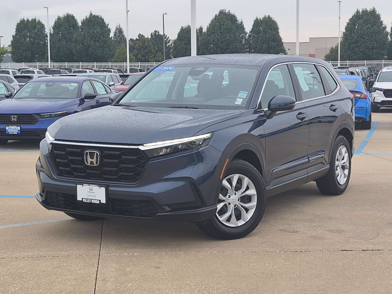 Used 2024 Honda CR-V LX image 2