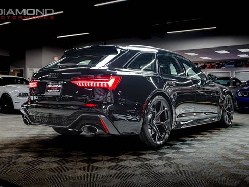 Used 2024 Audi RS 6 performance image 22