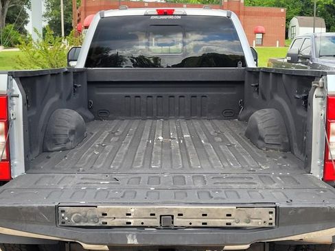 Used 2022 Ford F350 Lariat w/ Lariat Value Package AWD/4WD image 9