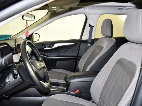 Used 2022 Ford Escape SE w/ SE Sport Appearance Package AWD/4WD image 28