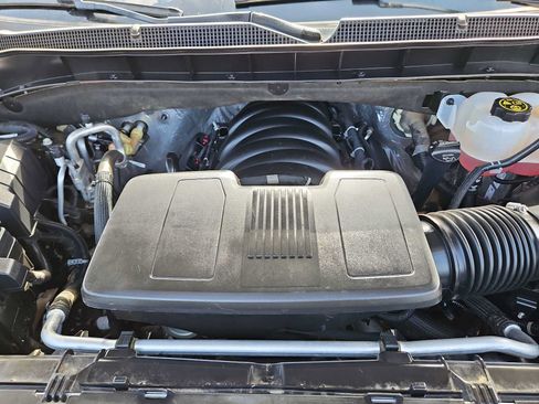 Used 2024 Chevrolet Tahoe RST w/ Luxury Package RWD image 13