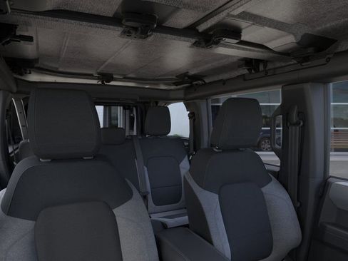 New 2025 Ford Bronco 4-Door image 36