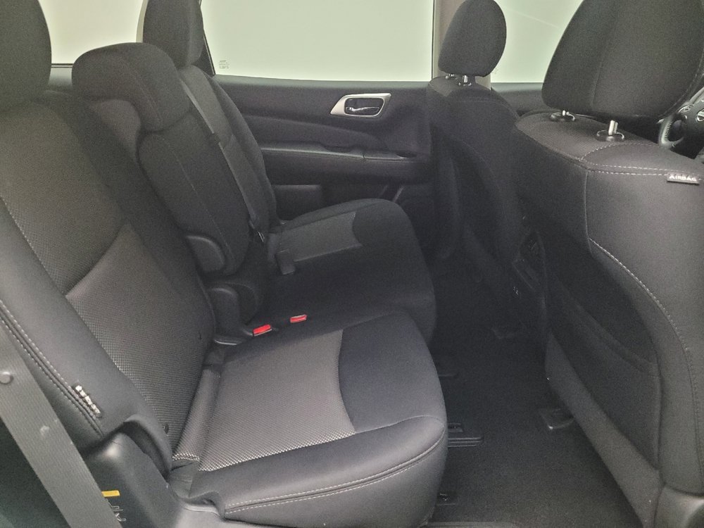 Used 2020 Nissan Pathfinder SV FWD image 19