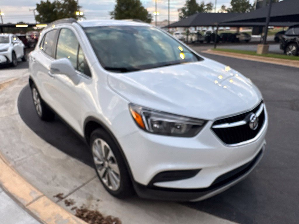 Used 2018 Buick Encore Preferred FWD image 2