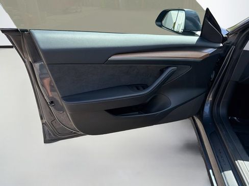 Used 2023 Tesla Model 3 Standard Range RWD image 21