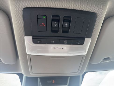 Used 2026 Nissan Rogue Platinum w/ Platinum Premium Package AWD/4WD image 28