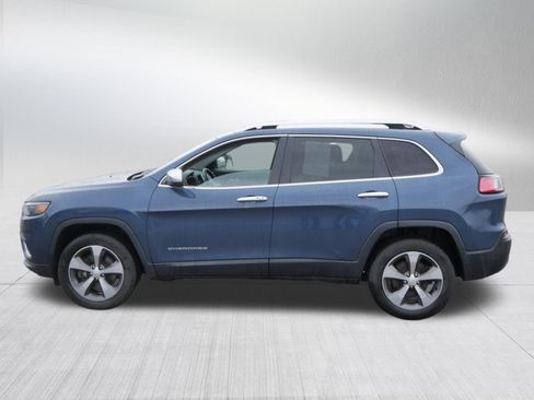 Used 2019 Jeep Cherokee Limited w/ Trailer Tow Group AWD/4WD image 4