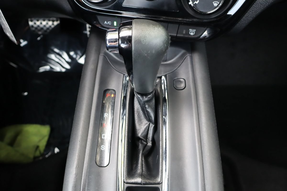Used 2019 Honda HR-V Sport image 35