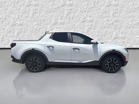 Used 2022 Hyundai Santa Cruz SEL image 2