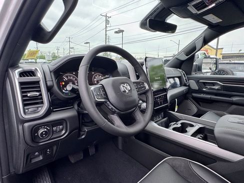 New 2026 RAM 1500 Laramie AWD/4WD image 13
