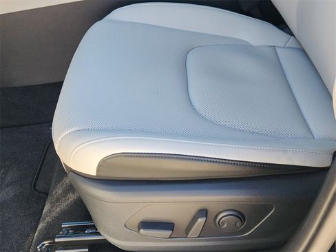 New 2025 Kia Sportage EX w/ Premium Package image 19