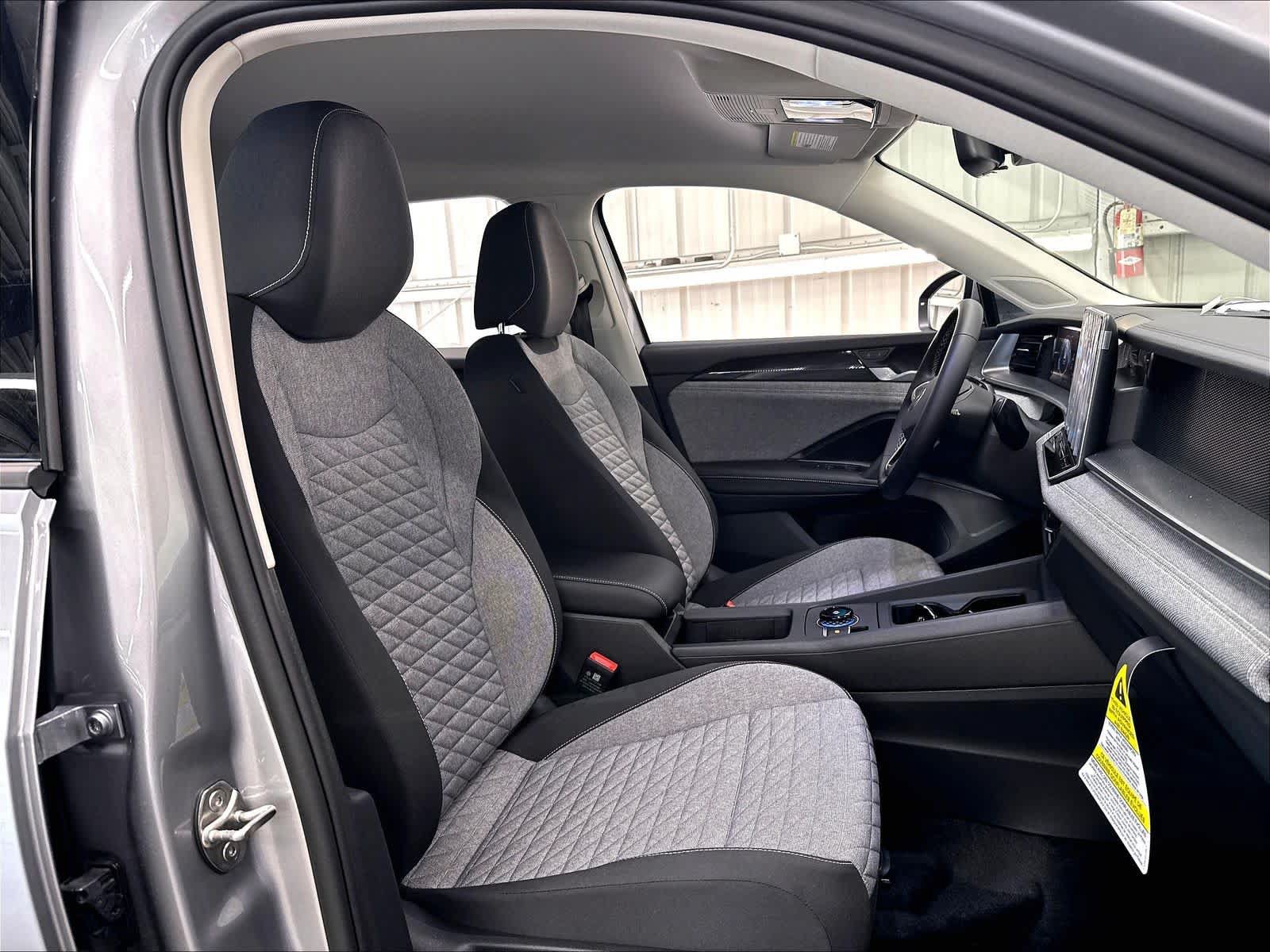 New 2026 Volkswagen Tiguan S AWD/4WD image 10