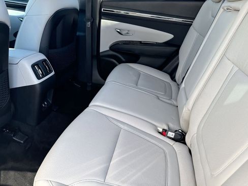 Used 2023 Hyundai Tucson Limited image 14