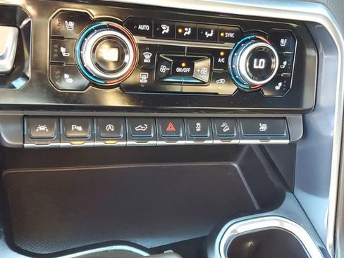 Used 2024 GMC Sierra 1500 Denali w/ Denali Reserve Package AWD/4WD image 24