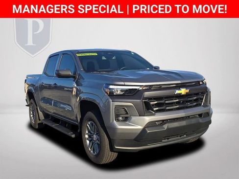 New 2025 Chevrolet Colorado LT w/ LT Convenience Package image 13