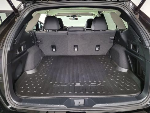 Certified 2025 Subaru Outback Onyx Edition image 22