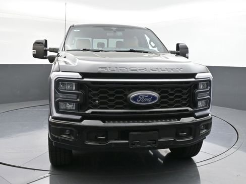 Used 2024 Ford F250 Lariat w/ Lariat Ultimate Package image 2