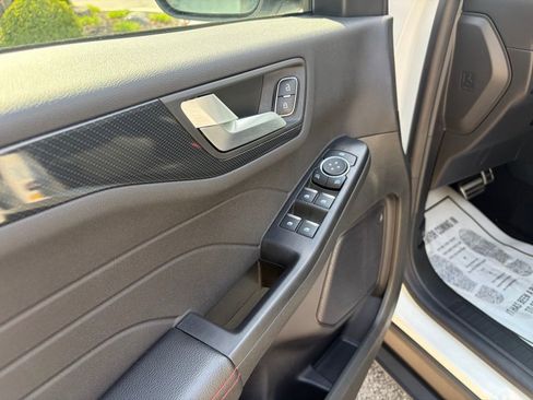 Used 2024 Ford Escape ST-Line w/ Tech Pack #1 image 7