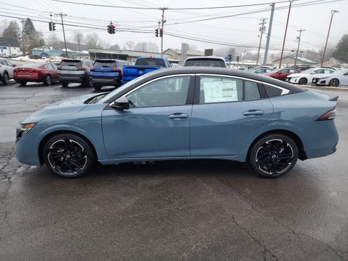 New 2026 Nissan Sentra SR image 5