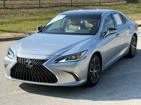 Certified 2025 Lexus ES 350 w/ Premium Package image 9