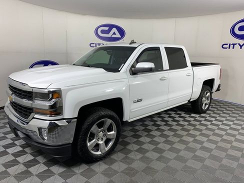 Used 2016 Chevrolet Silverado 1500 LT w/ Texas Edition RWD image 6