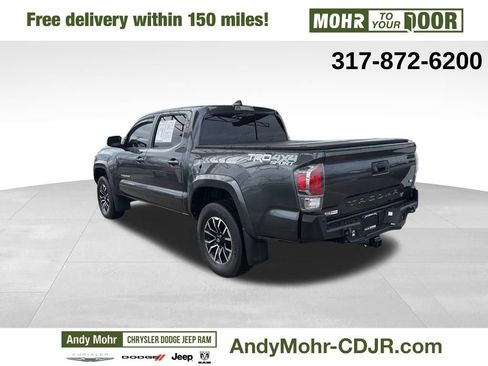 Used 2022 Toyota Tacoma TRD Sport image 5
