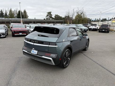 Certified 2025 Hyundai Ioniq 5 SE image 5