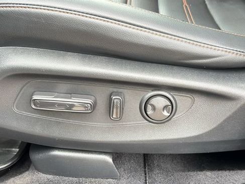 Used 2023 Honda CR-V Sport Touring image 11