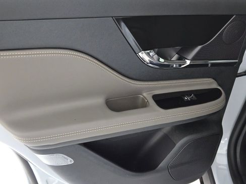 New 2026 Lincoln Corsair Grand Touring image 21