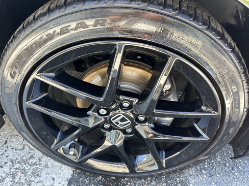 Used 2025 Honda Civic Sport image 6