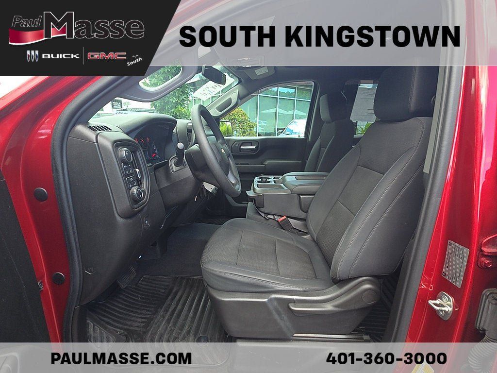 Used 2019 Chevrolet Silverado 1500 Custom w/ Custom Value Package AWD/4WD image 12