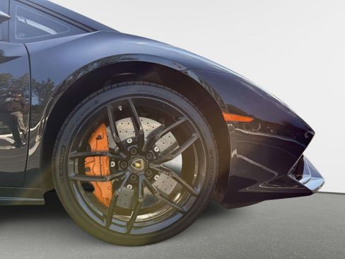 Used 2018 Lamborghini Huracan LP 610-4 image 14