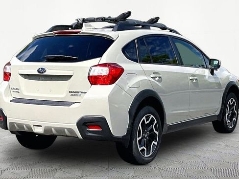 Used 2017 Subaru Crosstrek 2.0i Premium AWD/4WD image 6