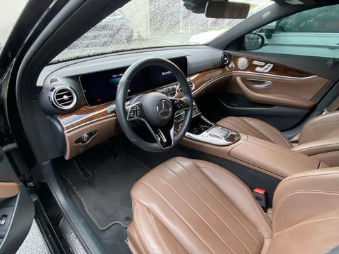Used 2023 Mercedes-Benz E 450 4MATIC Sedan image 8