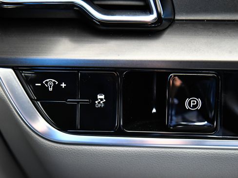 Used 2023 Kia Sportage EX FWD image 39