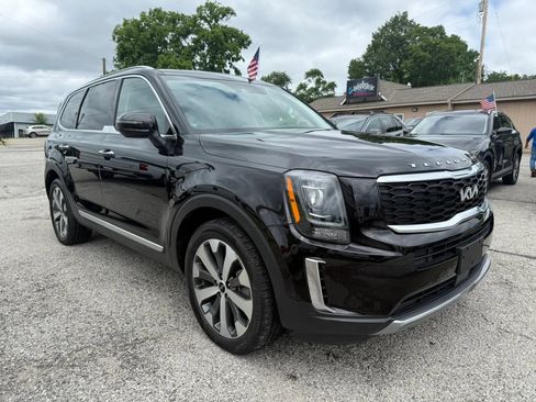 Used 2022 Kia Telluride S FWD image 1