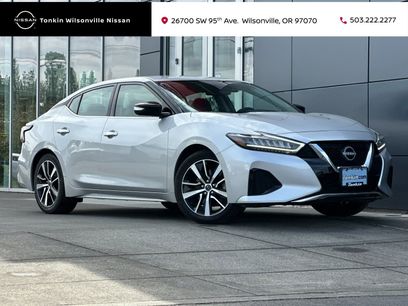 Used 2023 Nissan Maxima SV w/ Floor Mat Group