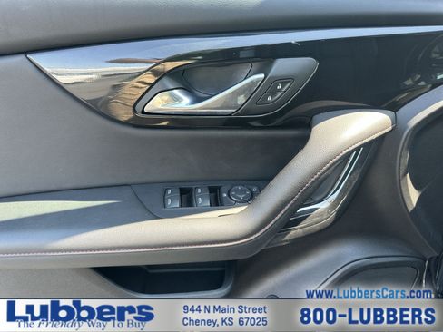 Used 2025 Chevrolet Blazer RS FWD image 13
