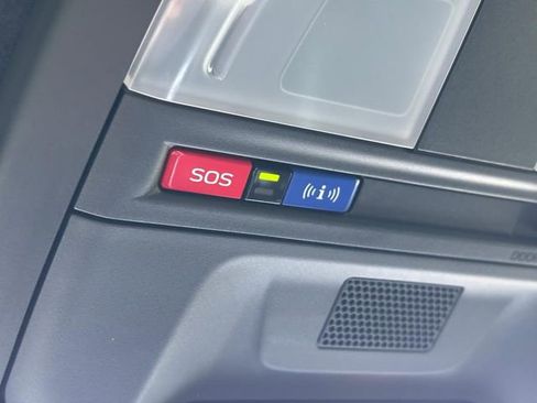 Used 2023 Toyota GR86 Premium w/ ALL Weather Mat Package (TMS) image 24