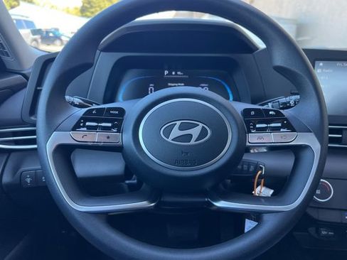 New 2026 Hyundai Elantra SE FWD image 20