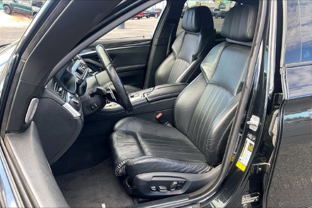 Used 2014 BMW M5 RWD image 27